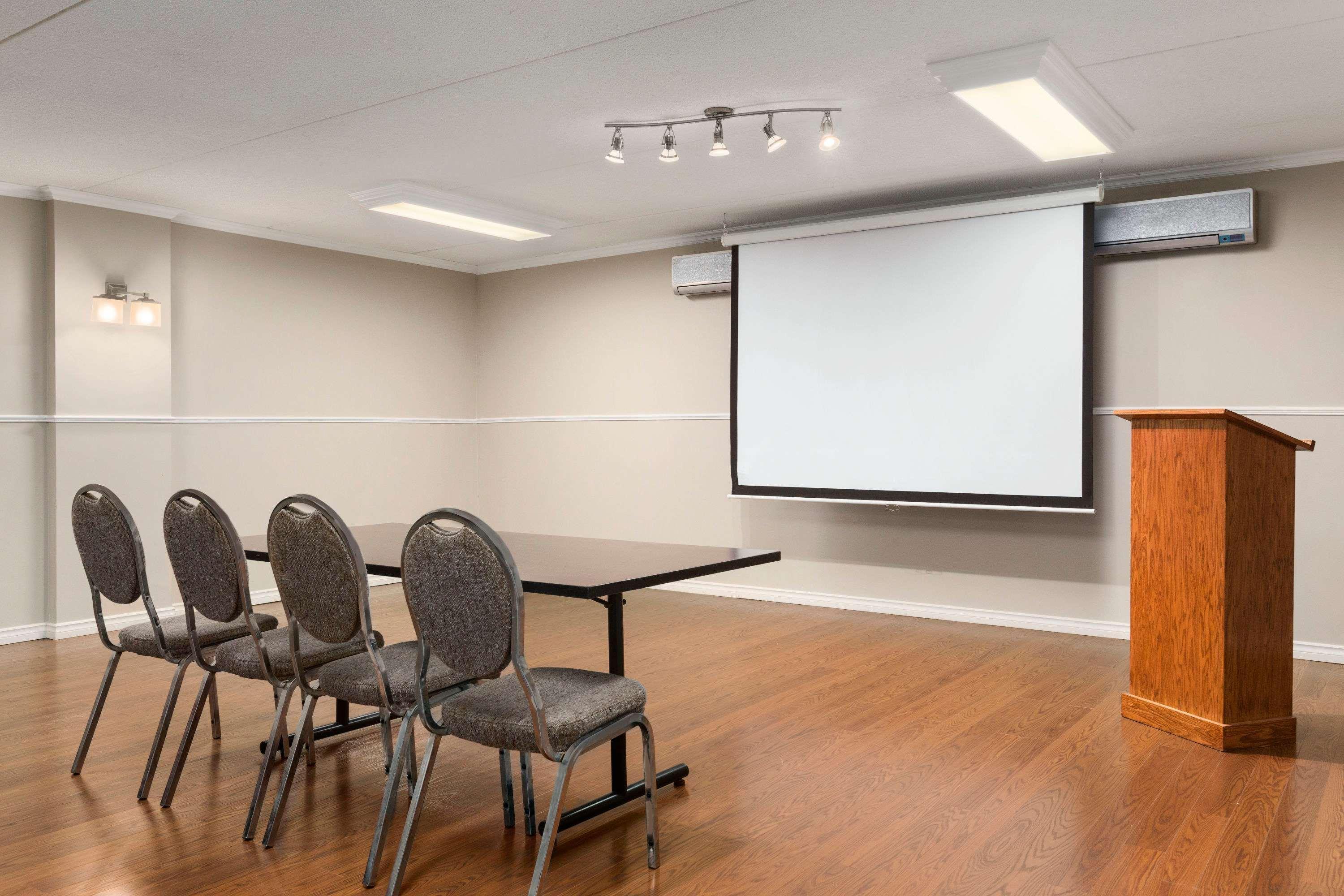 Travelodge By Wyndham Owen Sound On Ngoại thất bức ảnh