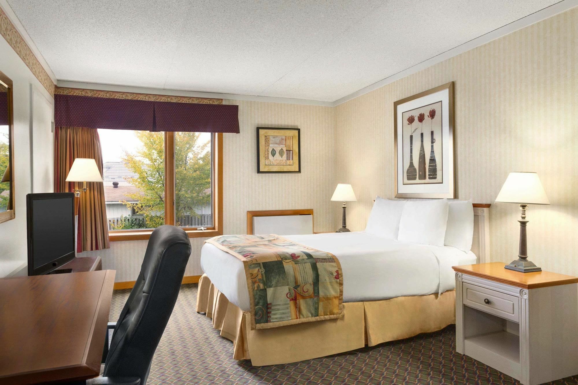 Travelodge By Wyndham Owen Sound On Ngoại thất bức ảnh
